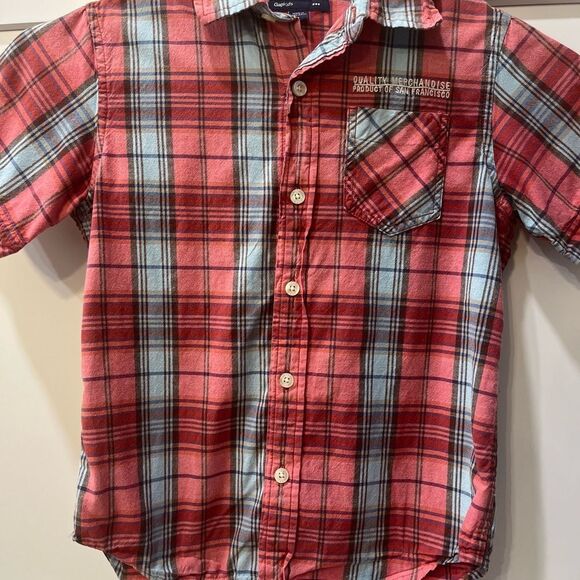 GAP Red and White Button Down Shirt - Picture 9 of 9